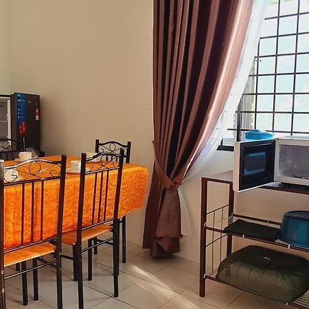 Anjung Klia House 72 With Neflix Villa Banting  Luaran gambar