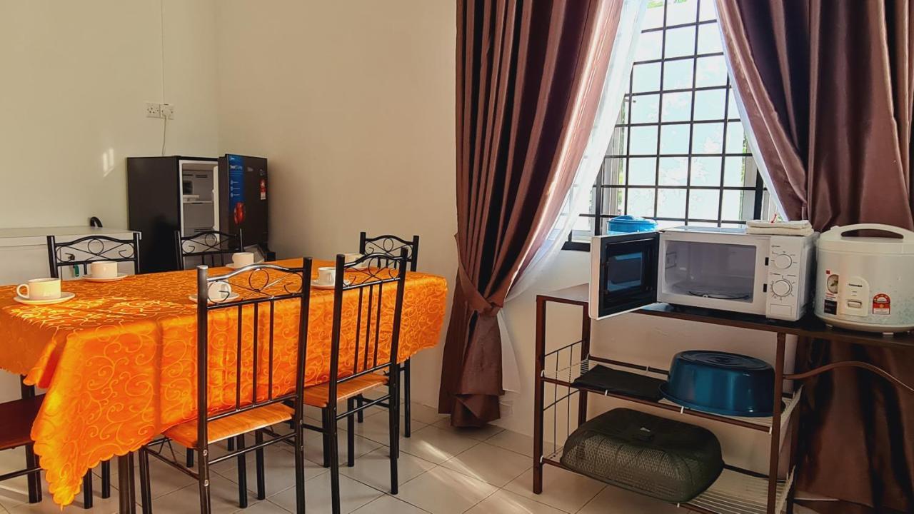 Anjung Klia House 72 With Neflix Villa Banting  Luaran gambar