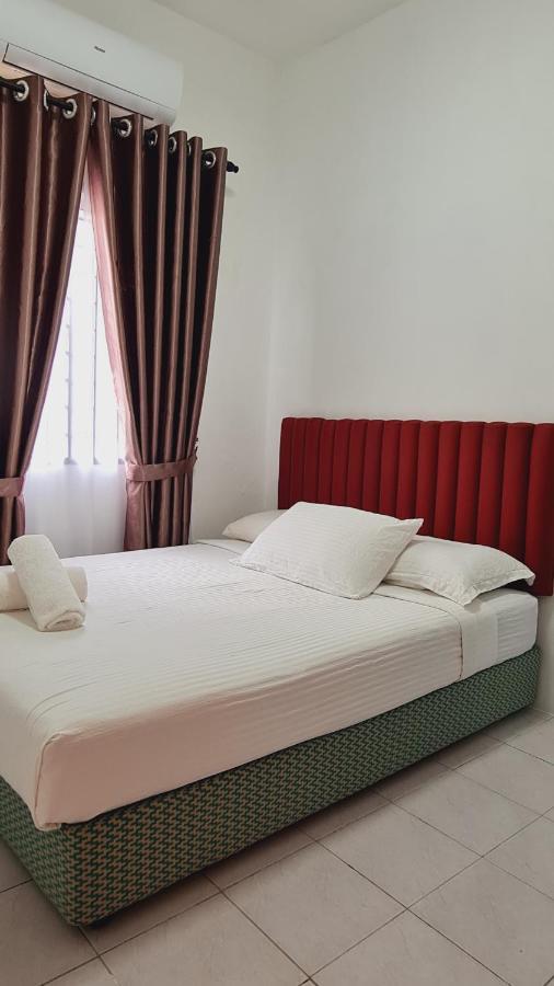 Anjung Klia House 72 With Neflix Villa Banting  Luaran gambar